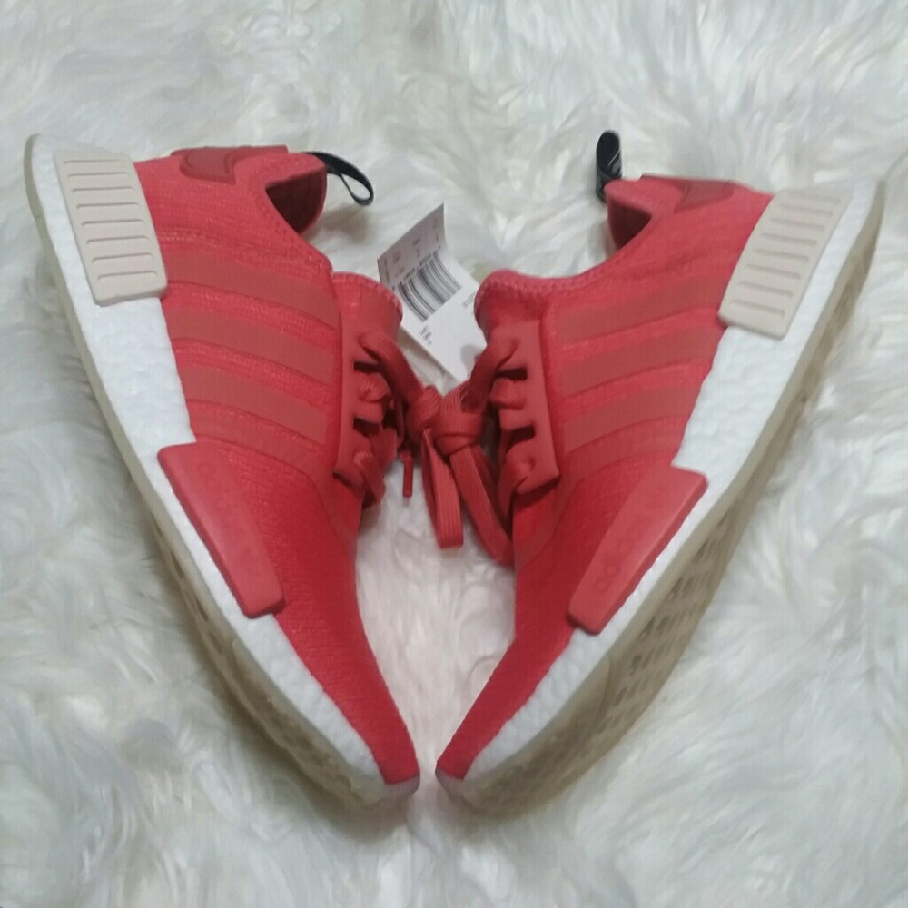 NWT Adidas NMD R1 Running Sneakers - Picture 3 of 7